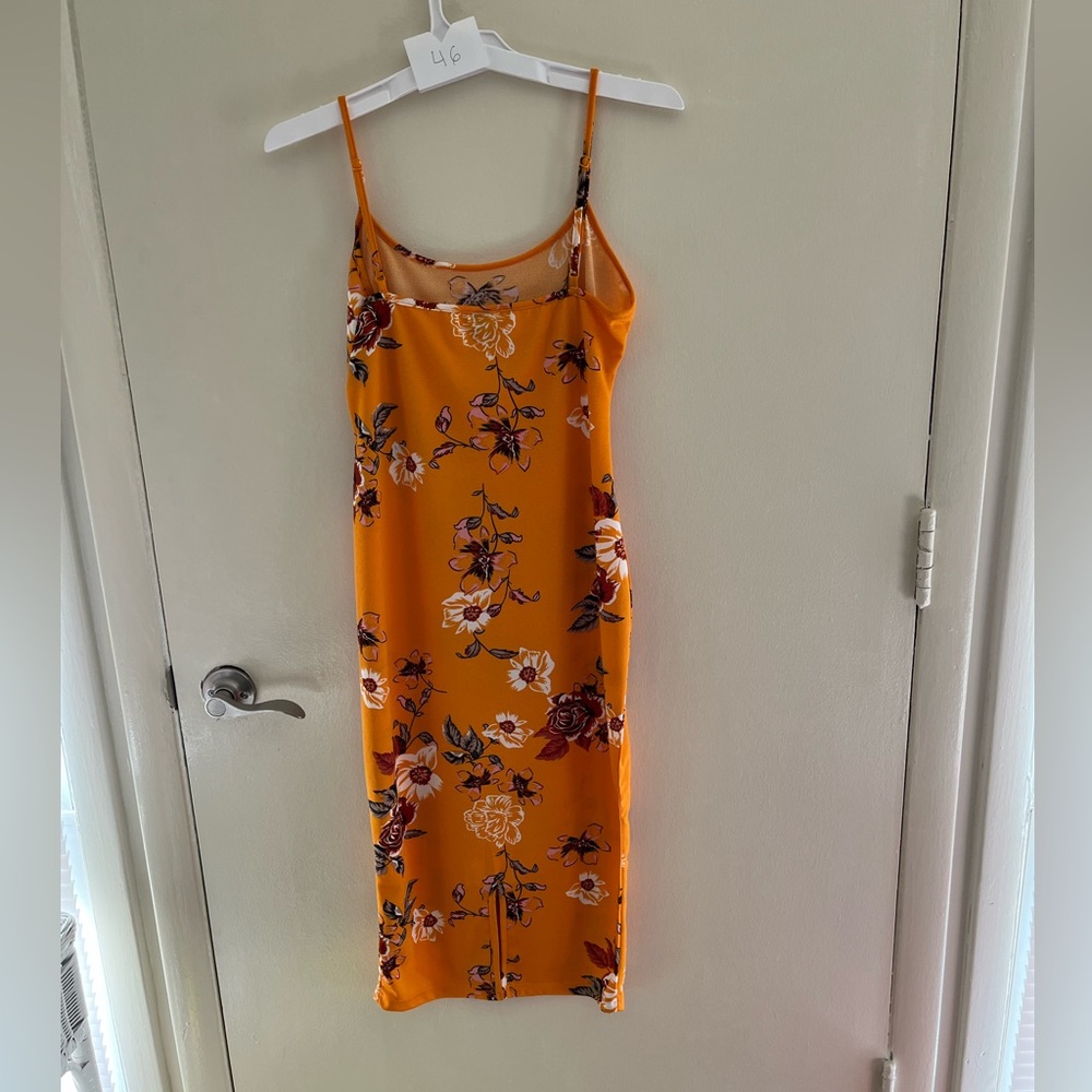 NWOT shein Floral summer body con dress - Picture 4 of 6